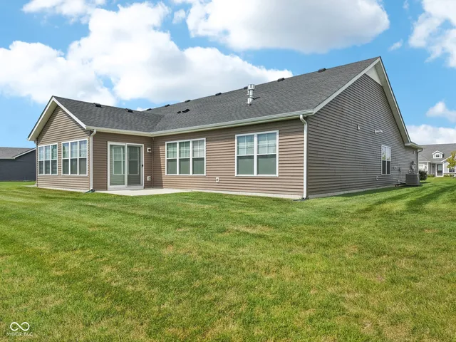 $269,900 | 7111 Lillian Place, Cumberland, IN 46229