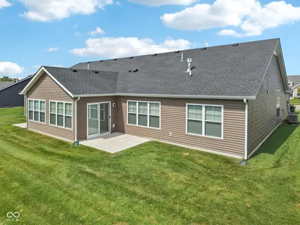 $274,000 | 7111 Lillian Place, Cumberland, IN 46229