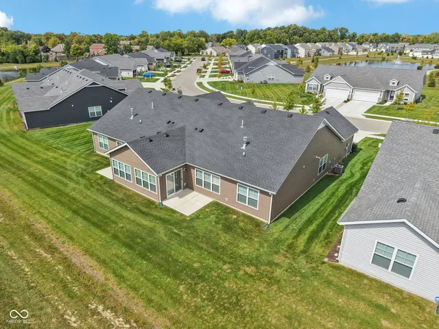 $269,900 | 7111 Lillian Place, Cumberland, IN 46229