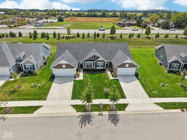 $269,900 | 7111 Lillian Place, Cumberland, IN 46229