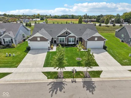 $274,000 | 7111 Lillian Place, Cumberland, IN 46229