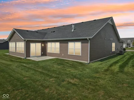 $274,000 | 7111 Lillian Place, Cumberland, IN 46229