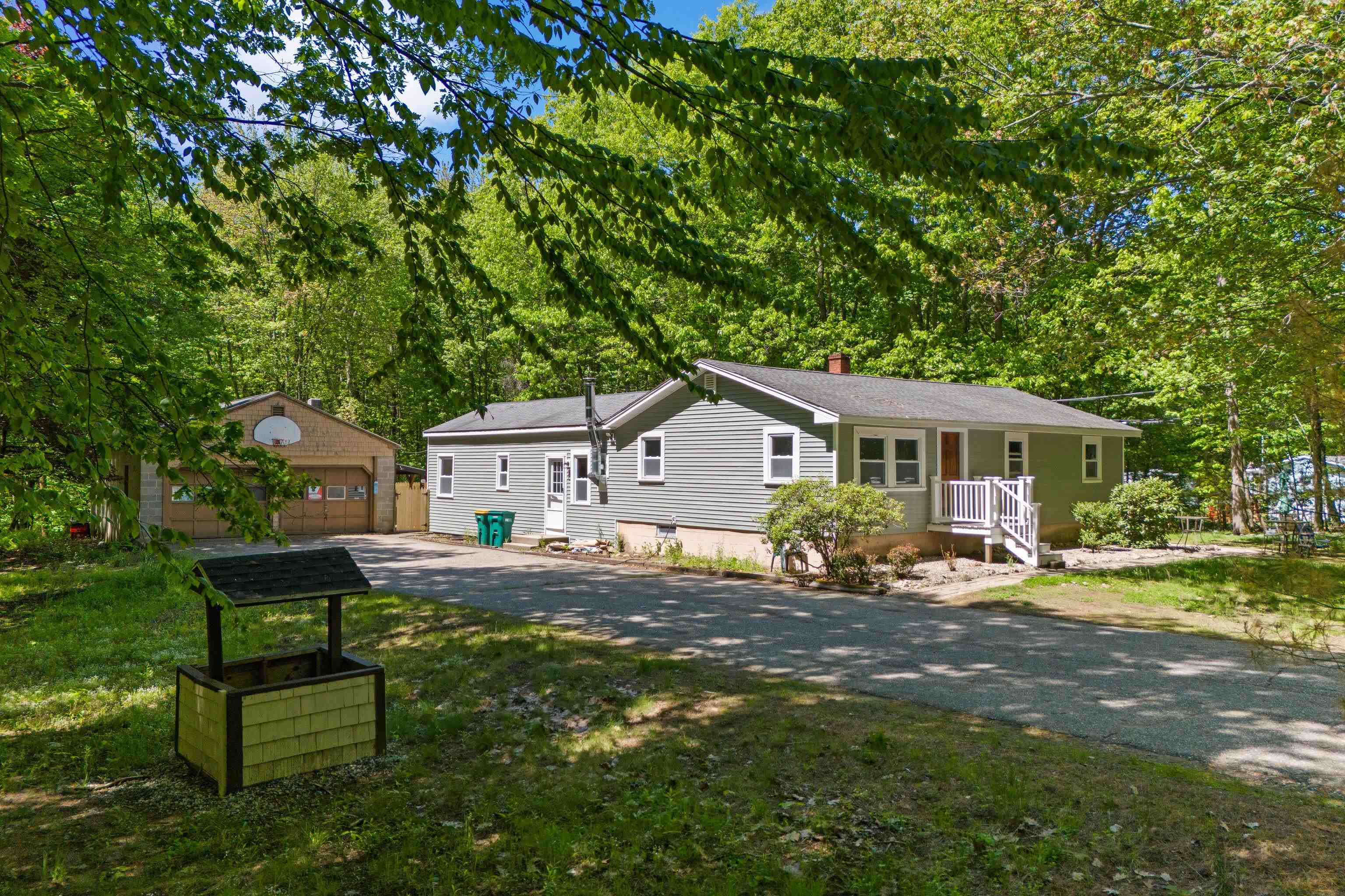 125 Blackwater Road Rochester, NH 03867 - Photo 8 of 60
