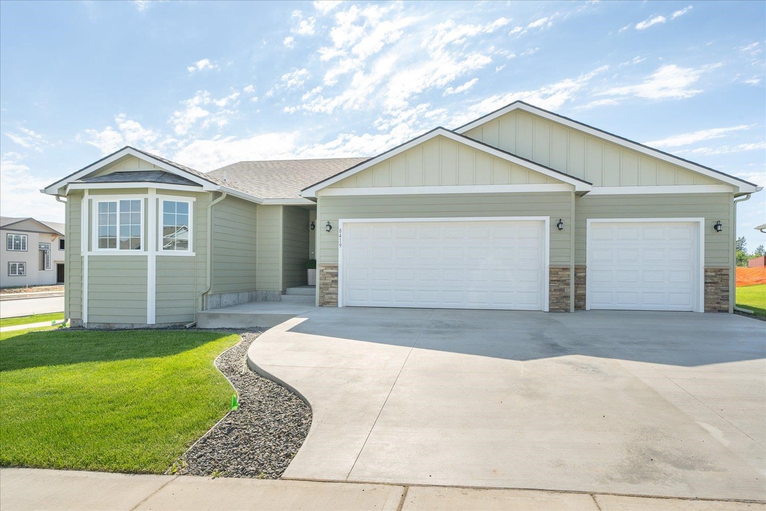 8419 North Oak Street Spokane, WA 99208 - Photo 2 of 22 Gallery Image 2