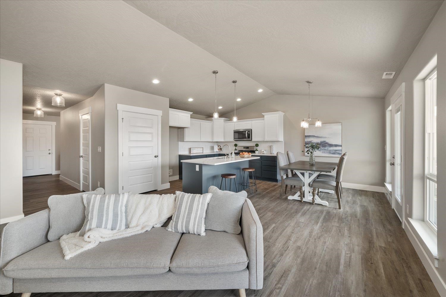 8419 North Oak Street Spokane, WA 99208 - Photo 6 of 22 Gallery Image 6
