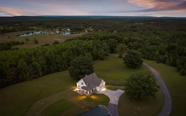 $2,250,000 | 10600 Skyridge Trail, Soddy Daisy, TN 37379