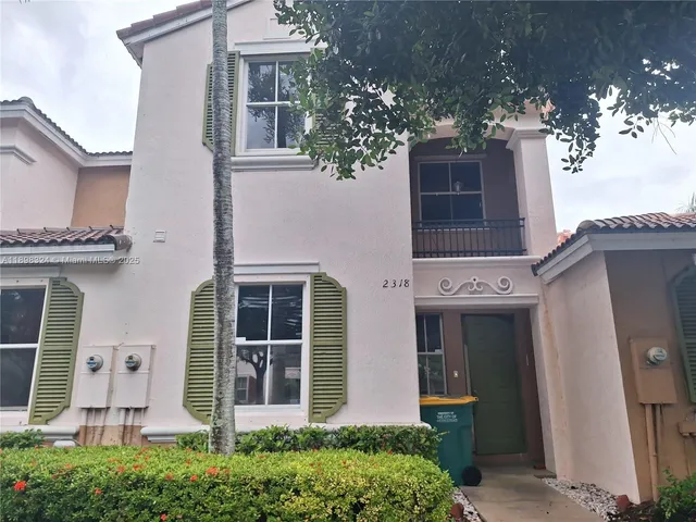 $2,500 | 2318 Northeast 42nd Circle, Unit 2318, Homestead, FL 33033
