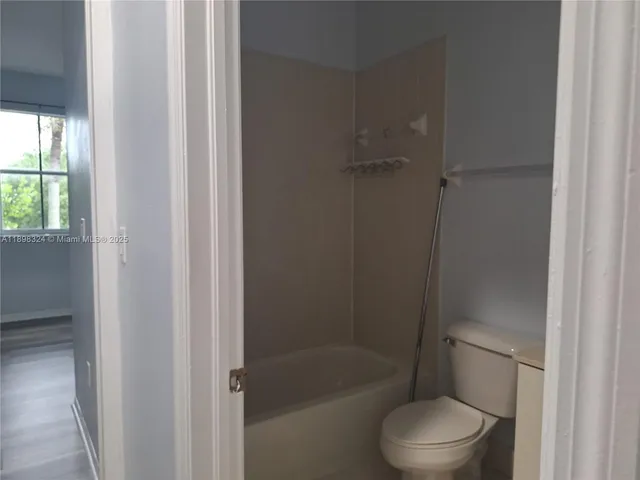 $2,500 | 2318 Northeast 42nd Circle, Unit 2318, Homestead, FL 33033