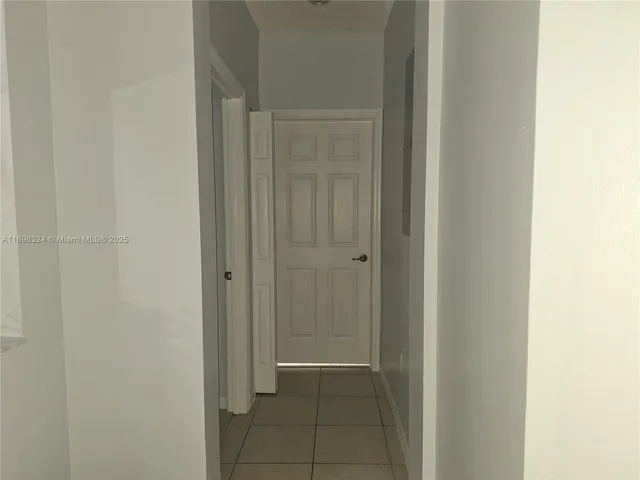 $2,500 | 2318 Northeast 42nd Circle, Unit 2318, Homestead, FL 33033