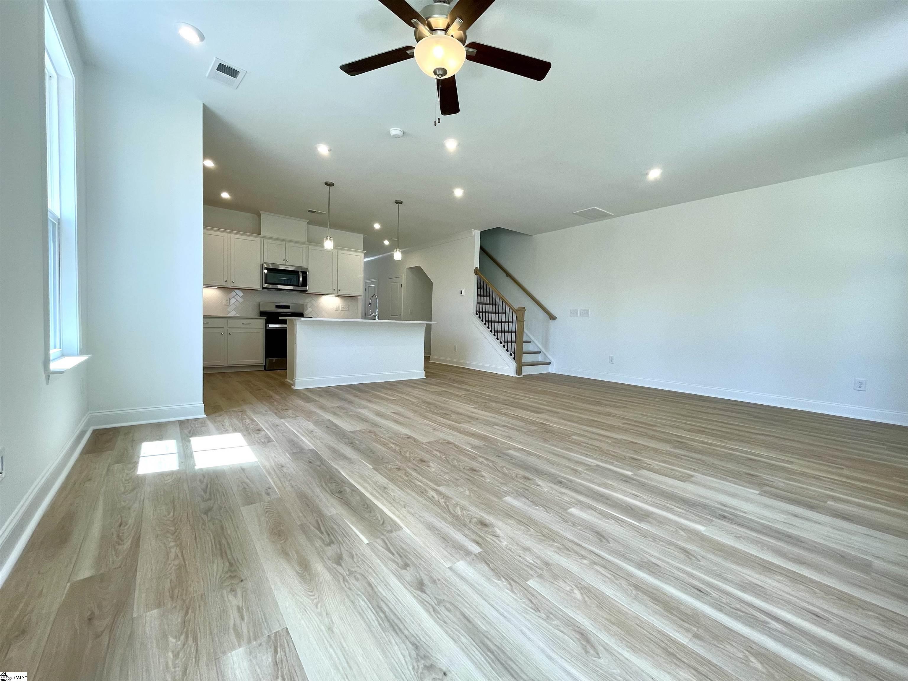 131 Gadwall Way Greenville, SC 29607 - Photo 8 of 17 Gallery Image 8