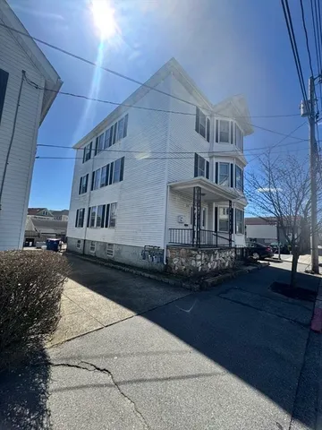 $665,000 | 136 Dartmouth Street, New Bedford, MA 02740