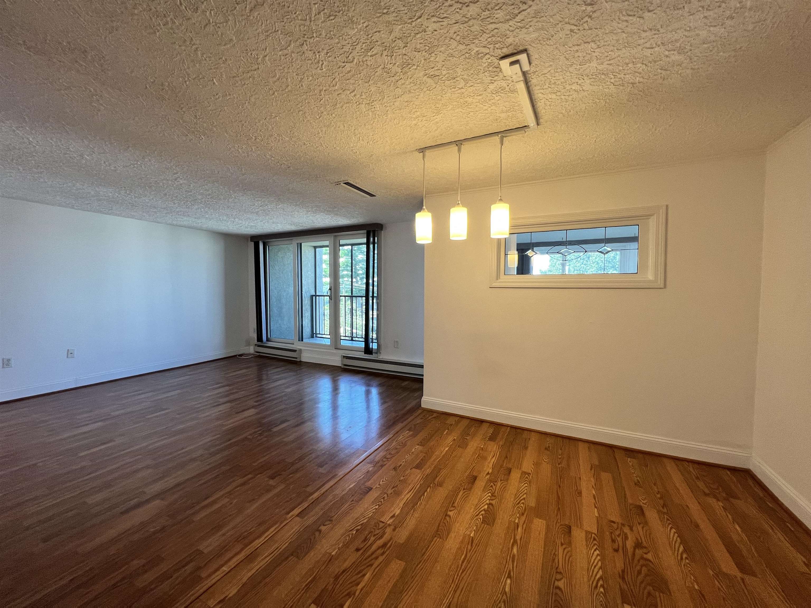 55 River Road, Unit 5C Manchester, NH 03104 - Photo 8 of 25