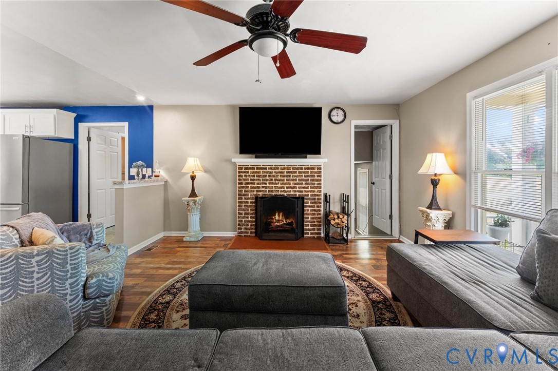 7152 South Quay Road Suffolk, VA 23437 - Photo 4 of 59