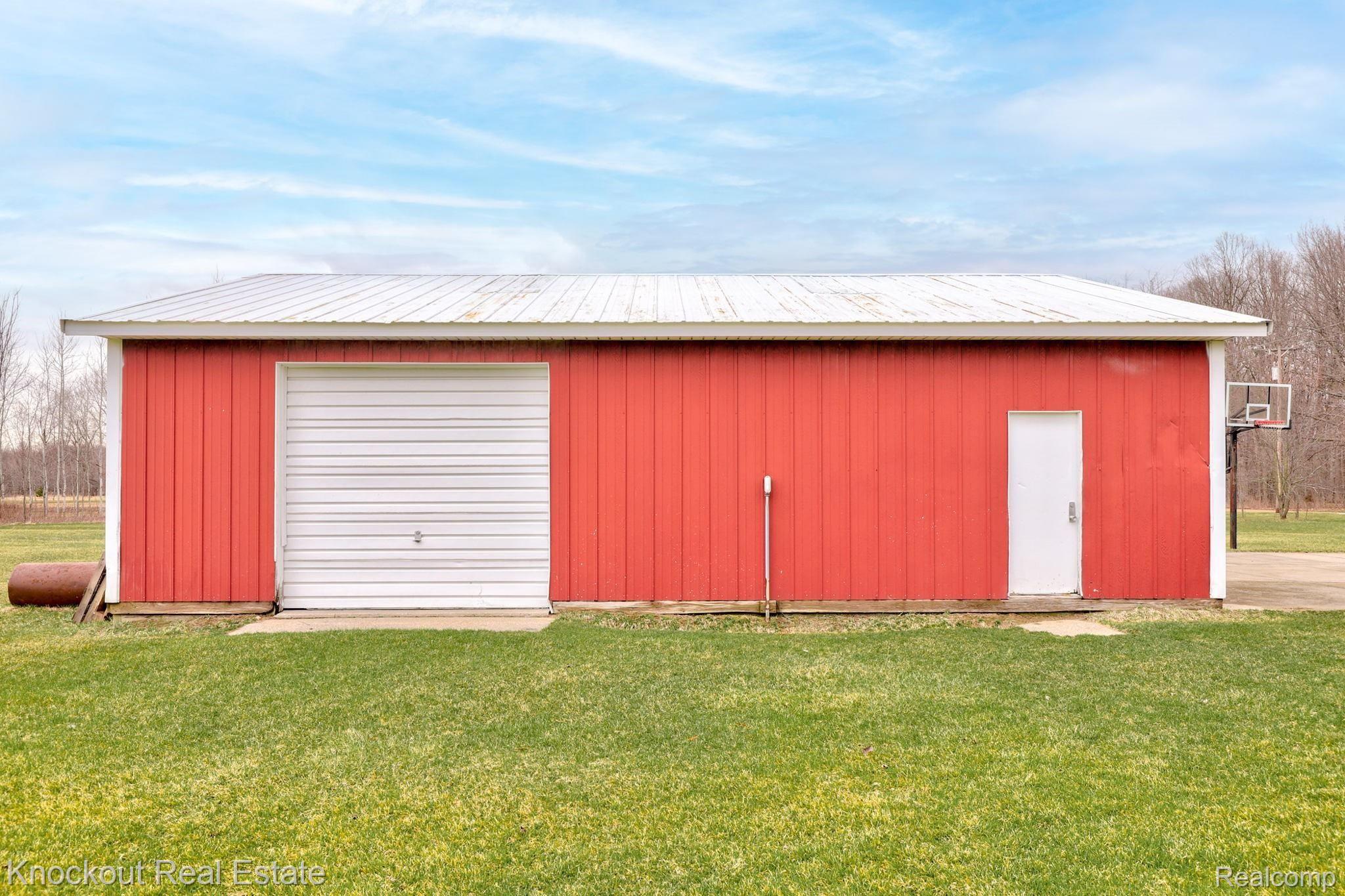 8464 Fallahay Road Millington, MI 48746 - Photo 41 of 60 41-web-or-mls-8464 Fallahay Rd Millington - 41.jpg