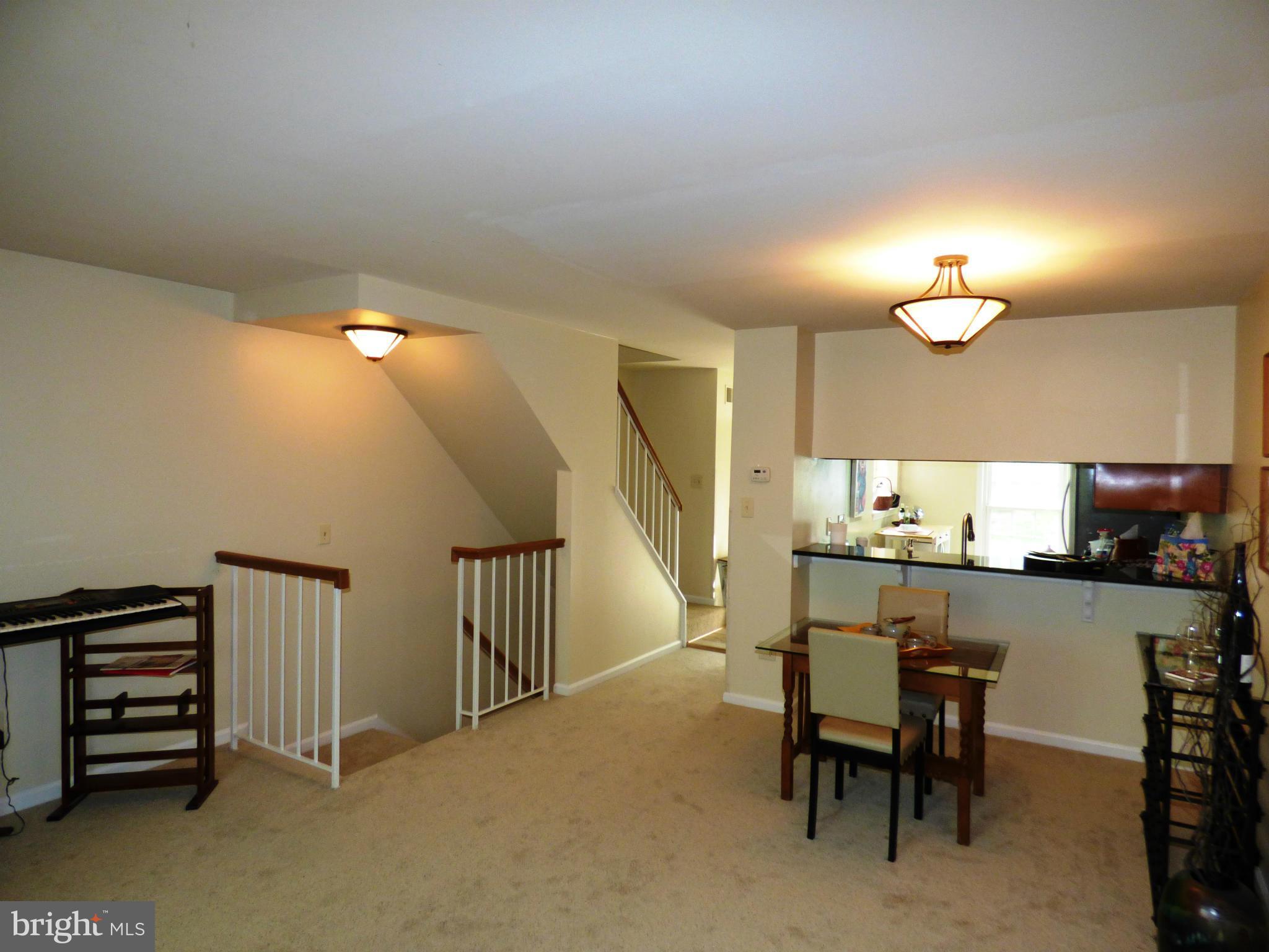 8530 Springfield Oaks Drive Springfield, VA 22153 - Photo 6 of 22 Living Room