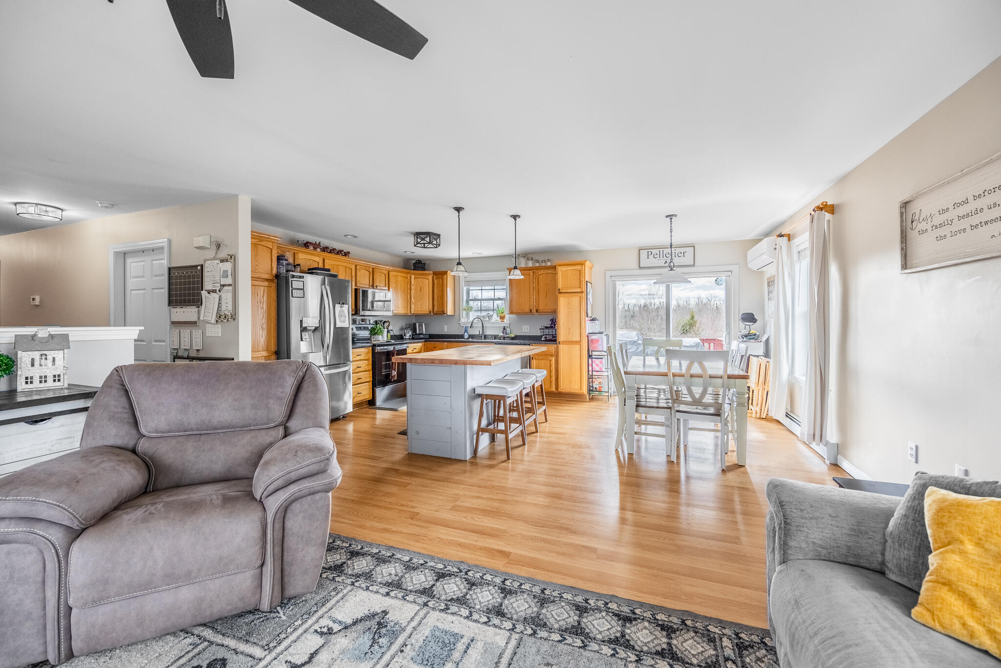 190 Smith Road Hermon, ME 04401 - Photo 19 of 35 Living-Dining