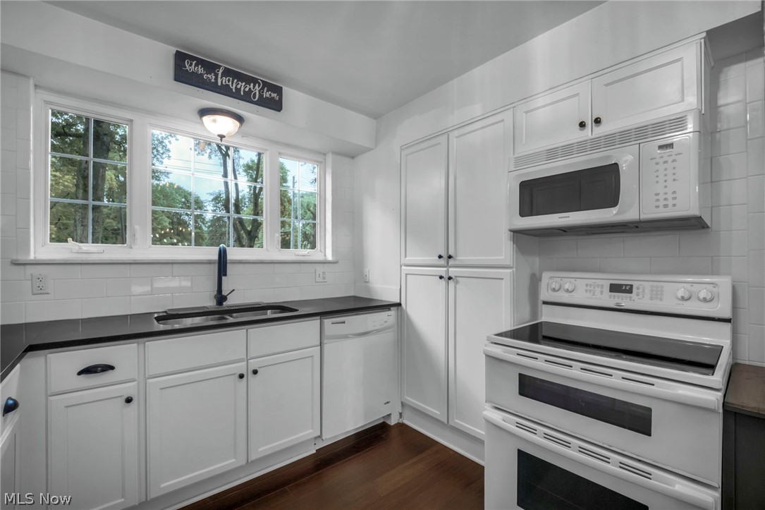 10906 Fitzwater Road Brecksville, OH 44141 - Photo 15 of 45