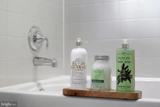 $479,900 | 118 Milkweed Drive, Front Royal, VA 22630