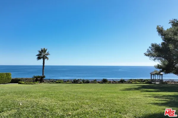 $25,000 | 32440 Pacific Coast Highway, Malibu, CA 90265