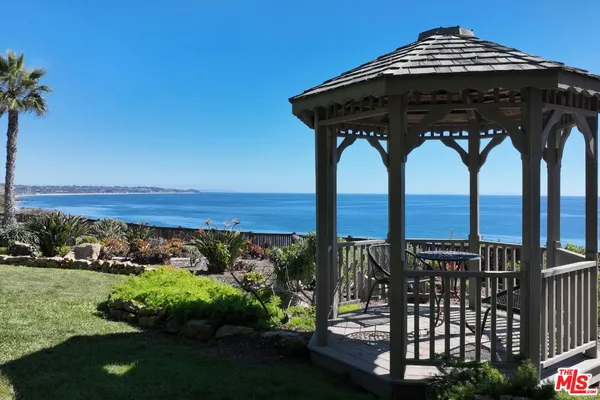 $25,000 | 32440 Pacific Coast Highway, Malibu, CA 90265