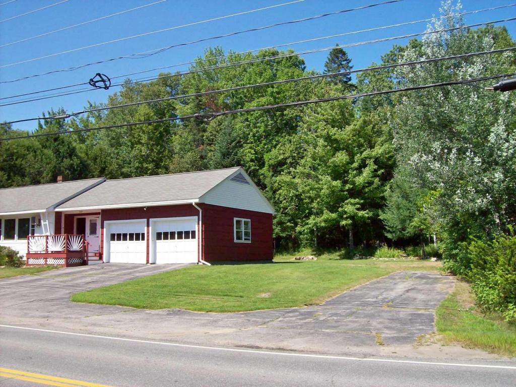 2127 Riverside Drive Berlin, NH 03570 - Photo 3 of 36