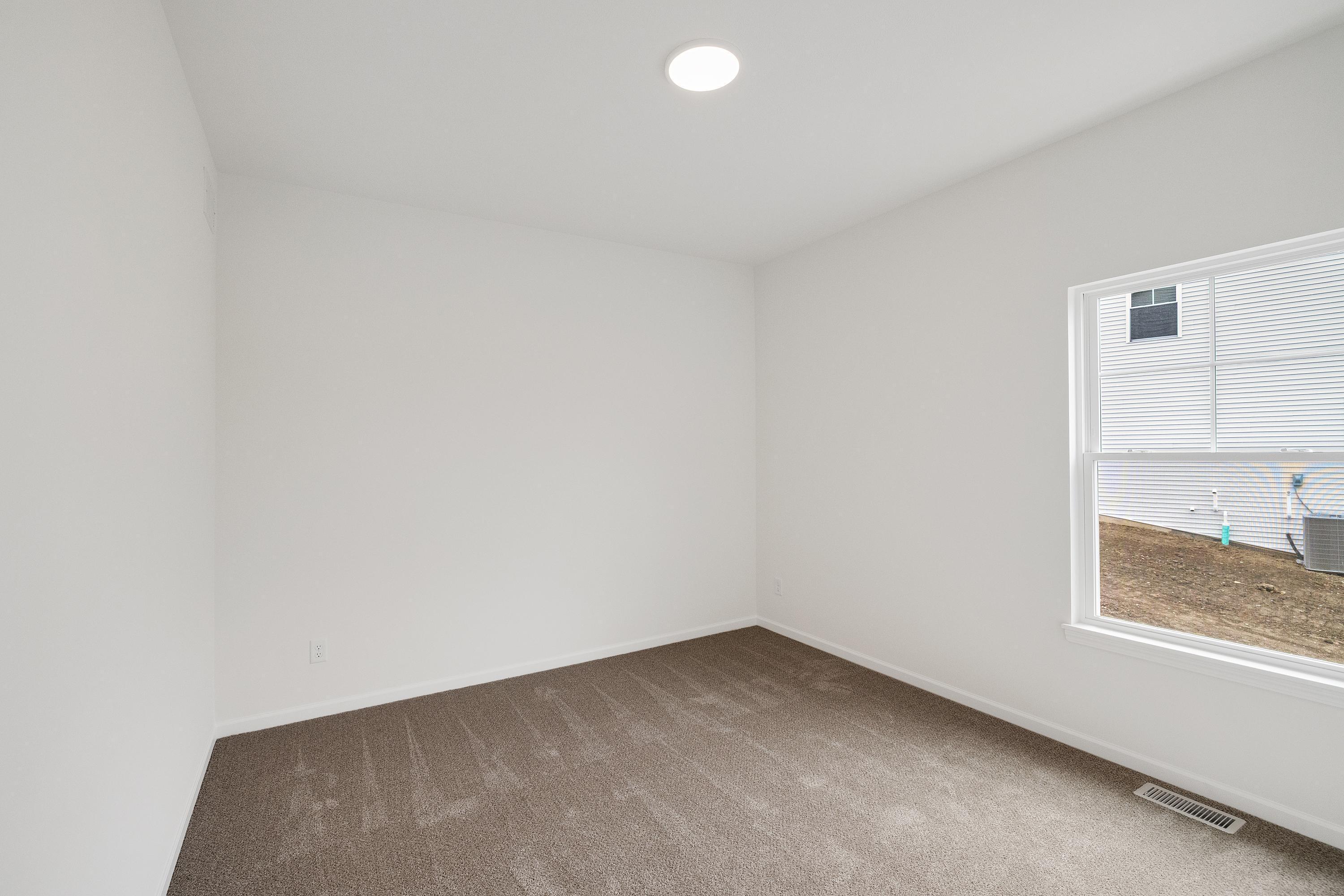 6784 Tucson Road Schererville, IN 46375 - Photo 13 of 28 3000x2000
