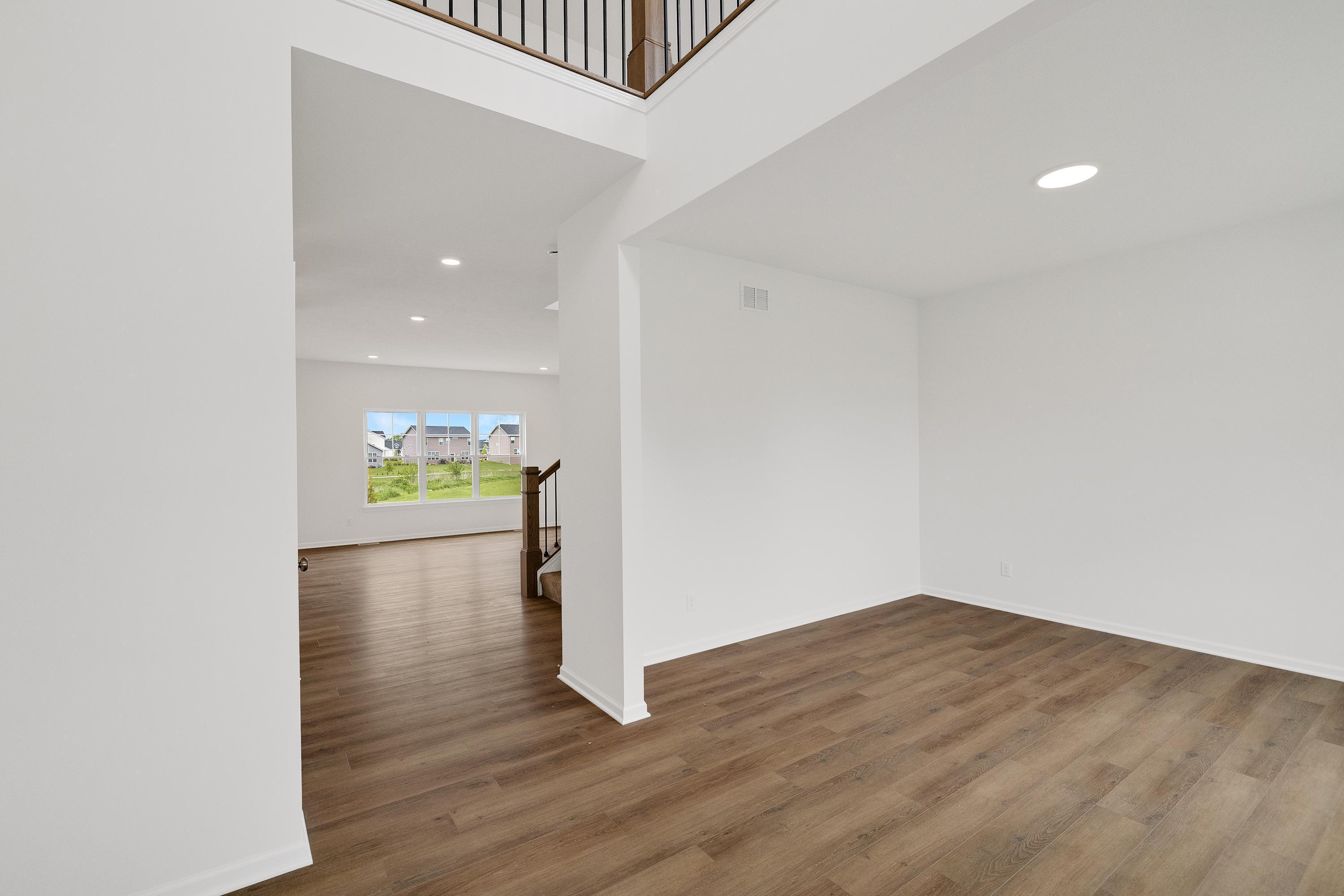 6784 Tucson Road Schererville, IN 46375 - Photo 3 of 28 3000x2000