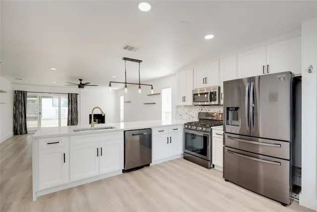 $2,100 | 2128 Elysian Fields, Austin, TX 78727