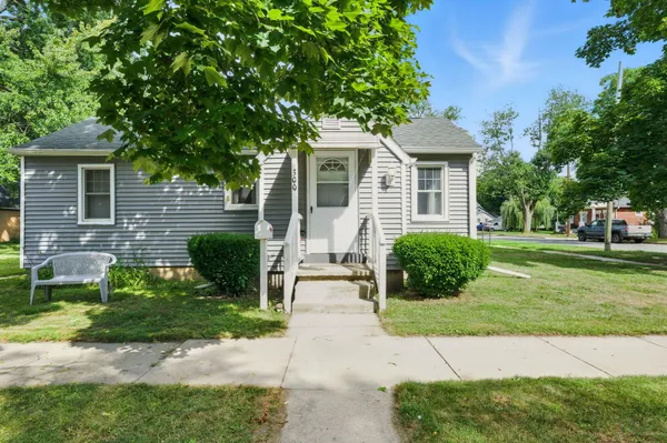 $139,000 | 300 Lenawee Street, Durand, MI 48429