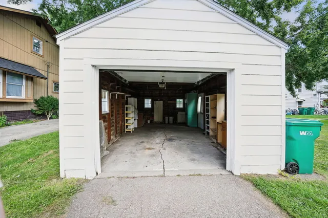 $139,000 | 300 Lenawee Street, Durand, MI 48429