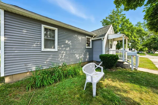 $139,000 | 300 Lenawee Street, Durand, MI 48429