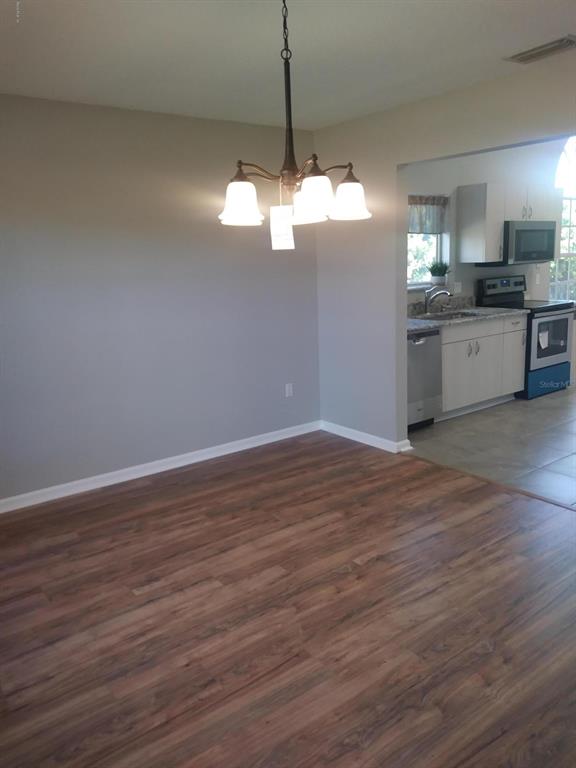 46 Hickory Loop Ocala, FL 34472 - Photo 29 of 71 Dining Room