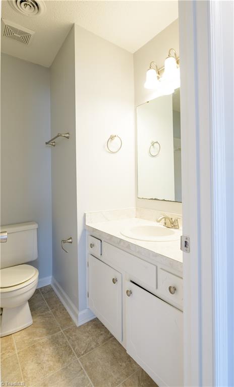 4902 Tower Road, Unit B Greensboro, NC 27410 - Photo 19 of 34 Gallery Image 19