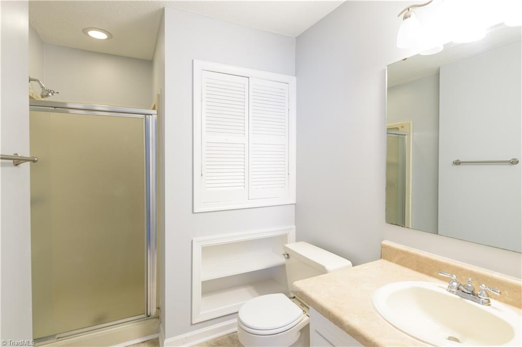 4902 Tower Road, Unit B Greensboro, NC 27410 - Photo 24 of 34 Gallery Image 24