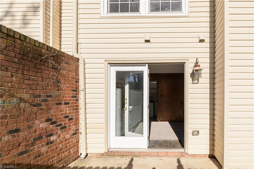 4902 Tower Road, Unit B Greensboro, NC 27410 - Photo 32 of 34 Gallery Image 32