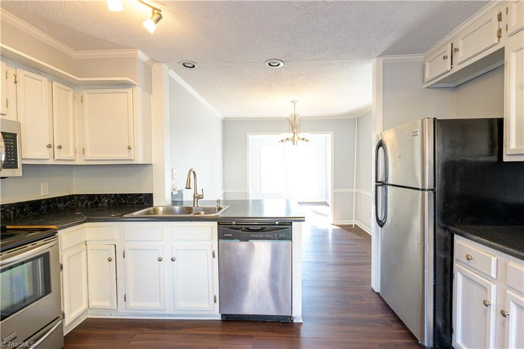 4902 Tower Road, Unit B Greensboro, NC 27410 - Photo 7 of 34 Gallery Image 7