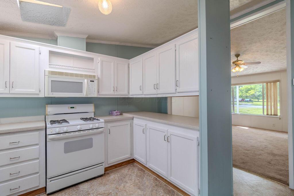 20903 Peoria Loop Road Raymond, OH 43067 - Photo 13 of 26 Kitchen