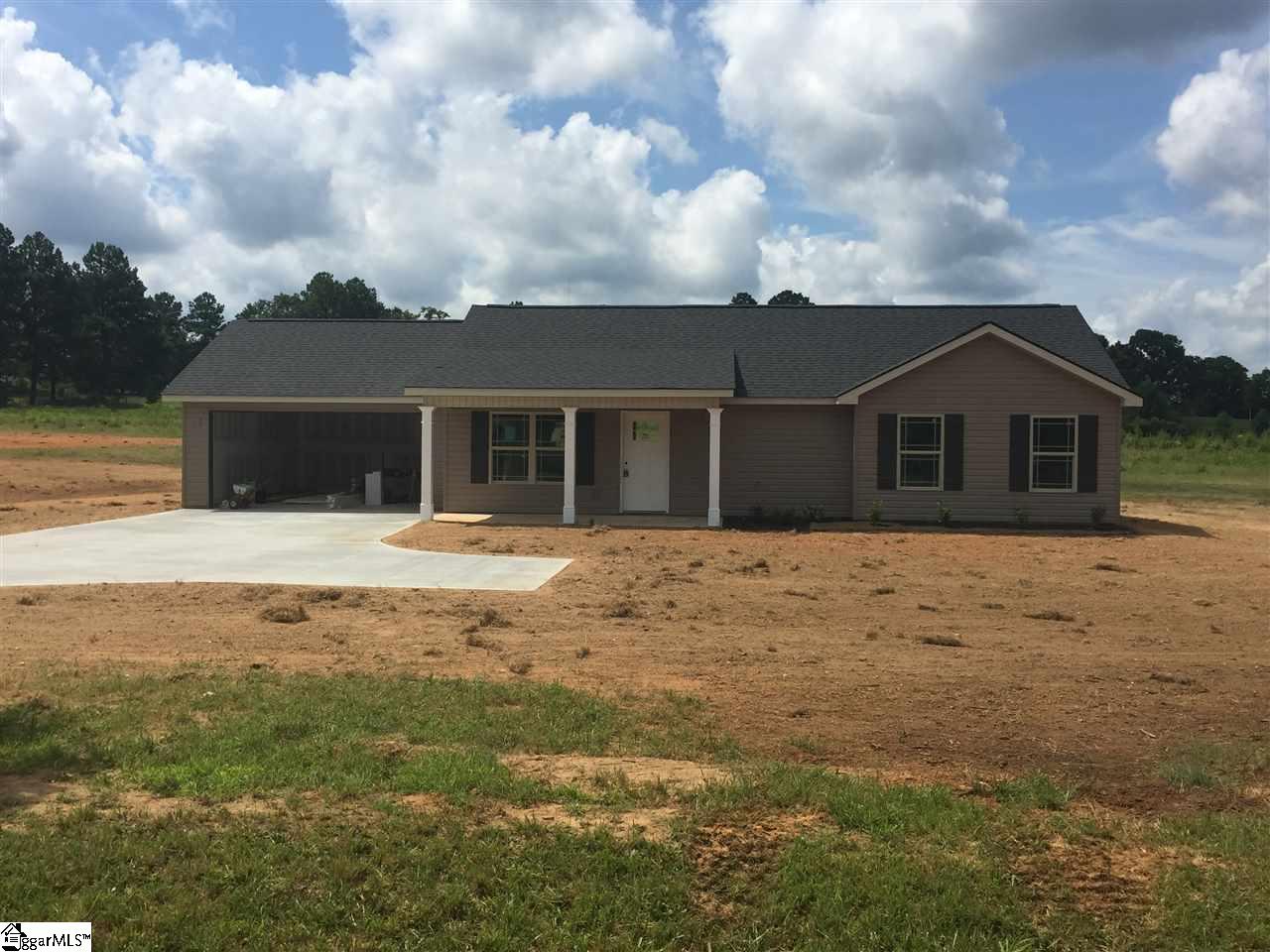 135 Georgia Acres Road Gray Court, SC 29645 - Photo 3 of 12 Gallery Image 3