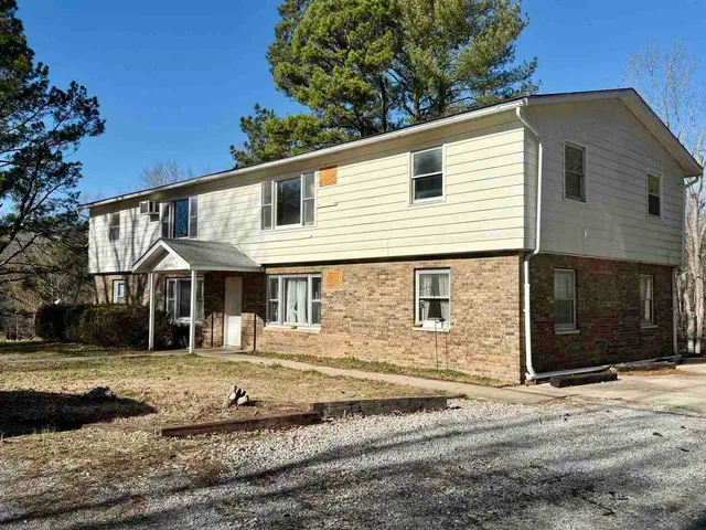 $225,000 | 1457 West Lake Road, Unit 14, Murphysboro, IL 62966