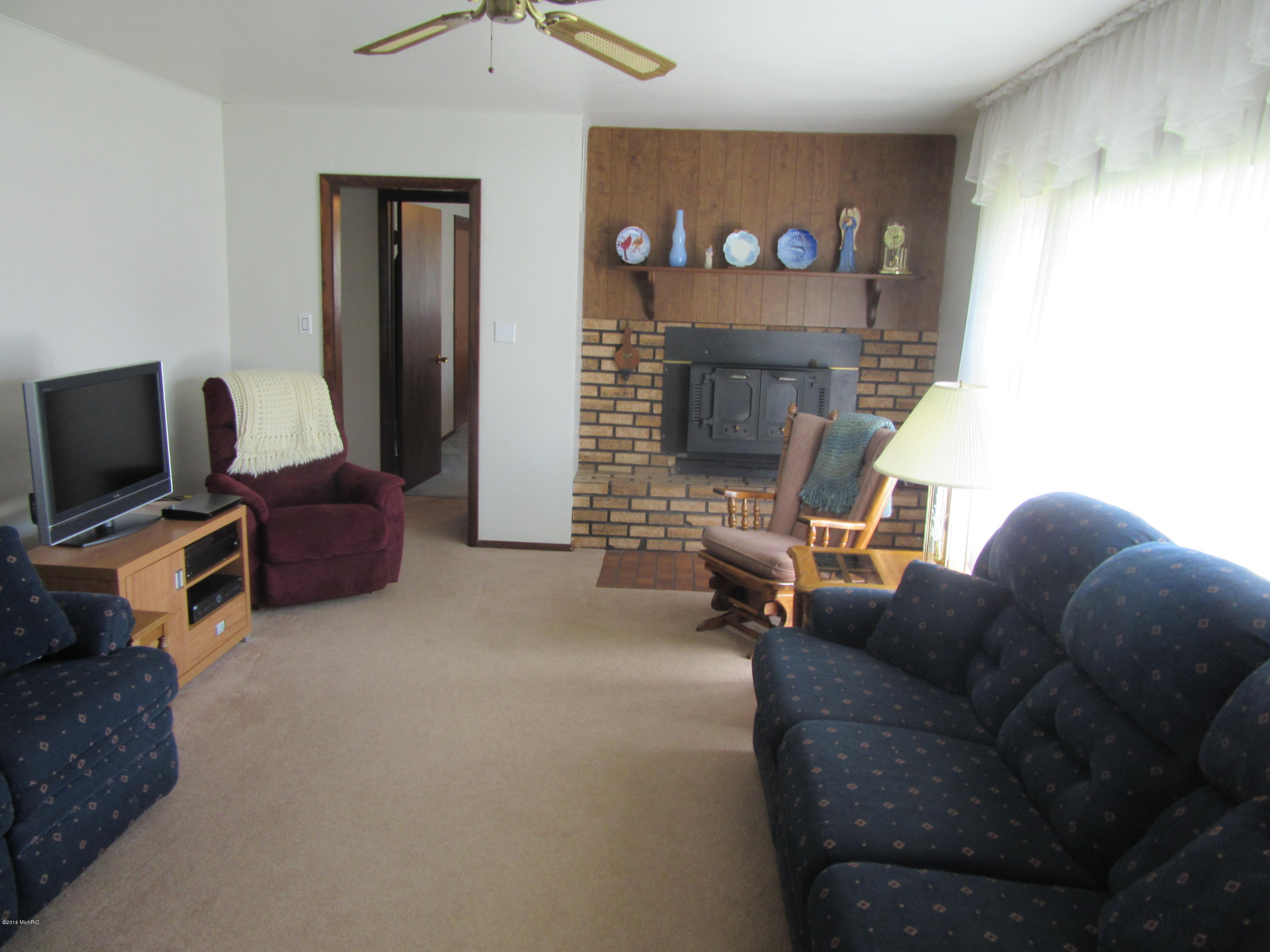 4509 Fikes Road Coloma, MI 49038 - Photo 3 of 13 IMG_1820