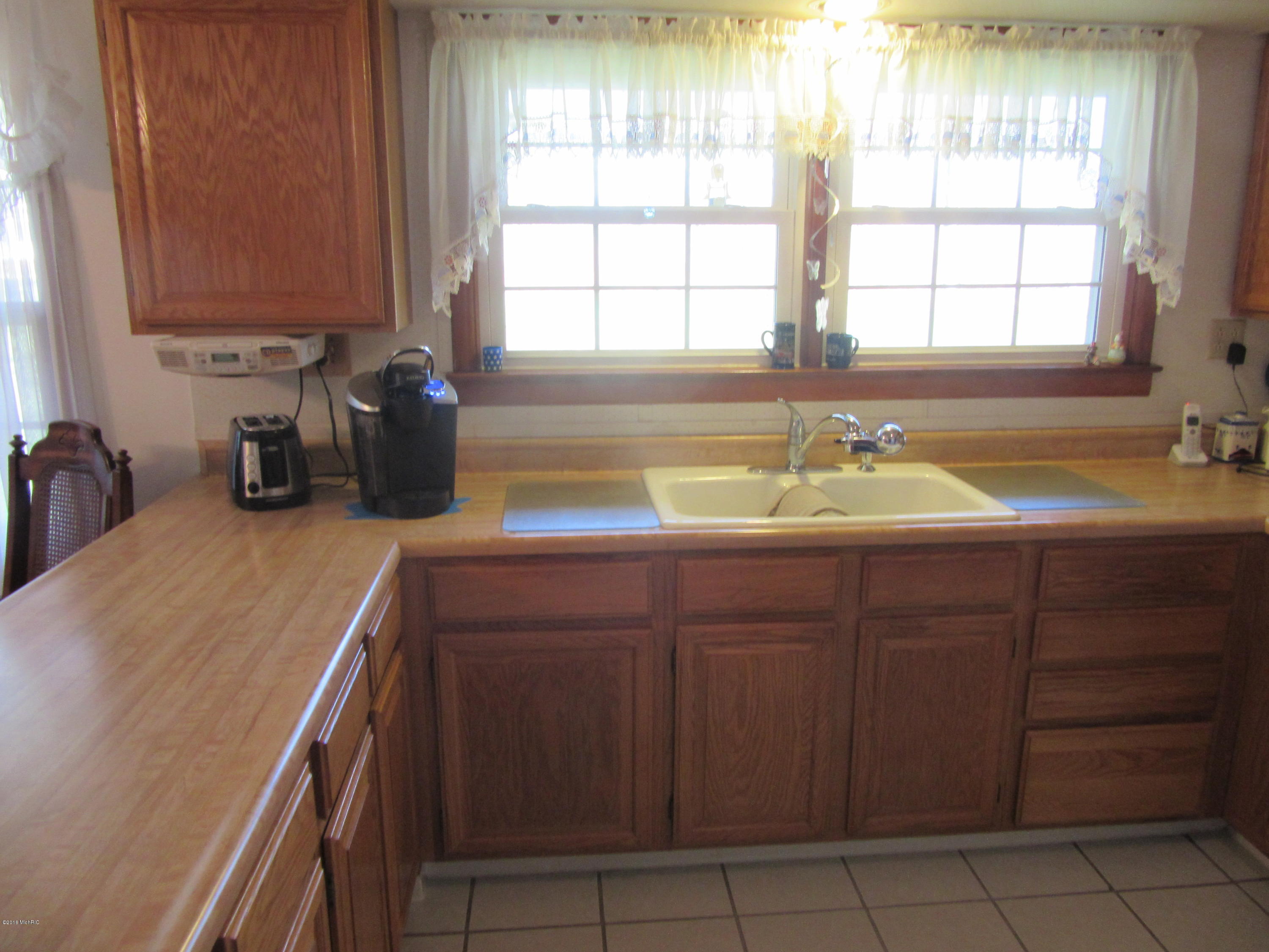 4509 Fikes Road Coloma, MI 49038 - Photo 5 of 13 IMG_1816