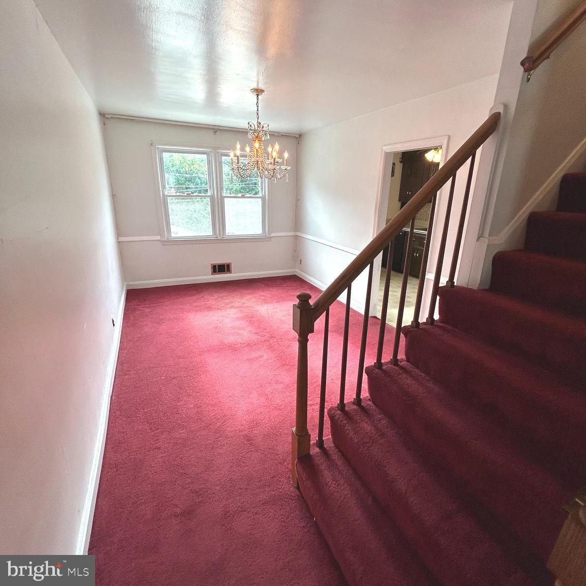 1041 Winsford Road Baltimore, MD 21204 - Photo 4 of 37