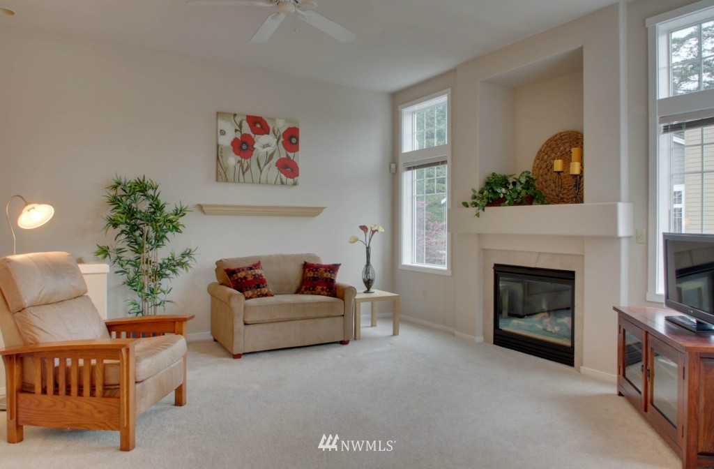 4322 Northeast 5th Court, Unit 103 Renton, WA 98059 - Photo 5 of 22