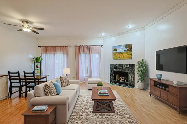 $399,000 | 1008 Arbor Court, Mount Prospect, IL 60056