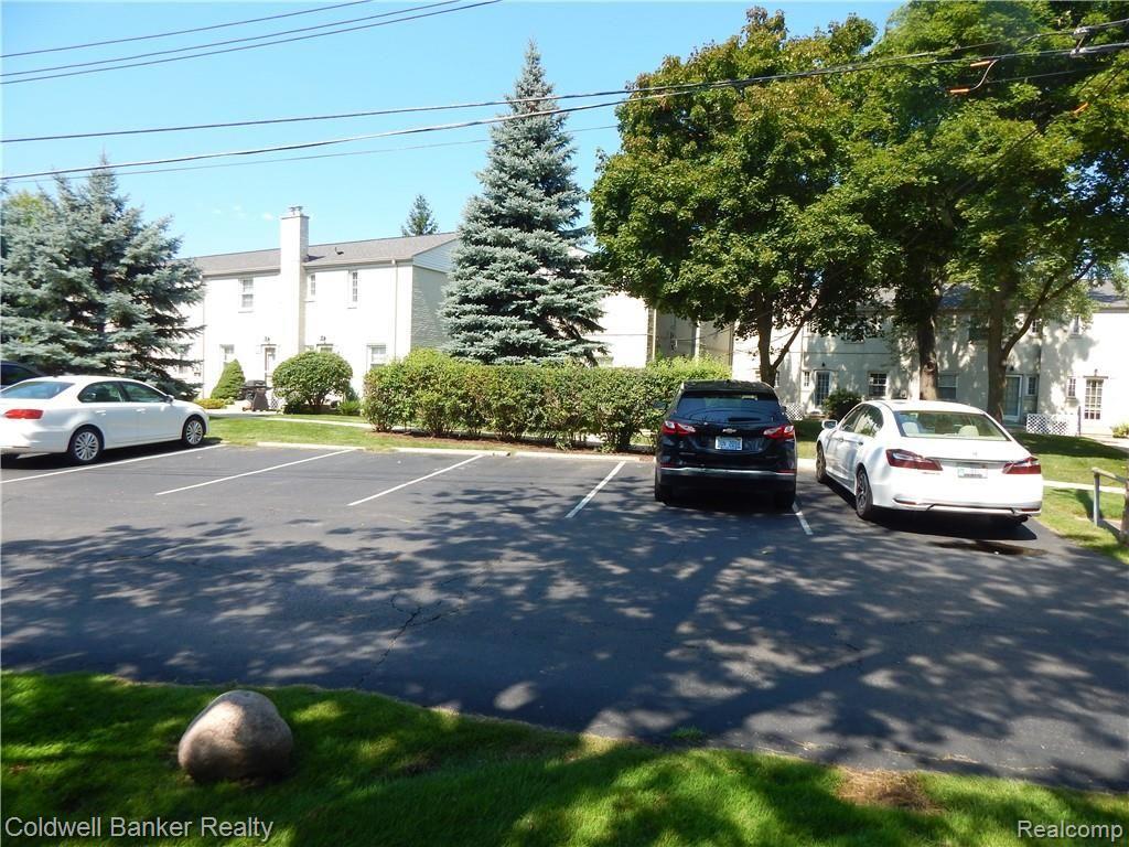 1682 Graefield Road Birmingham, MI 48009 - Photo 28 of 30