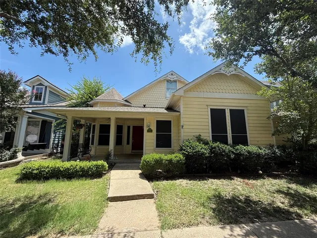 $299,000 | 970 Foxgrove Lane, Providence Village, TX 76227