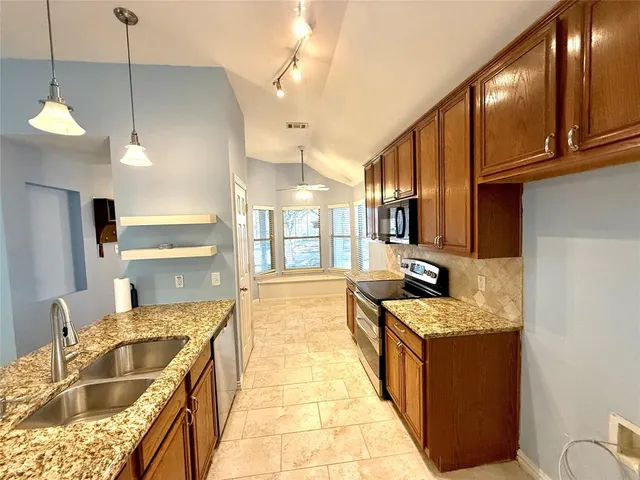 $299,000 | 970 Foxgrove Lane, Providence Village, TX 76227