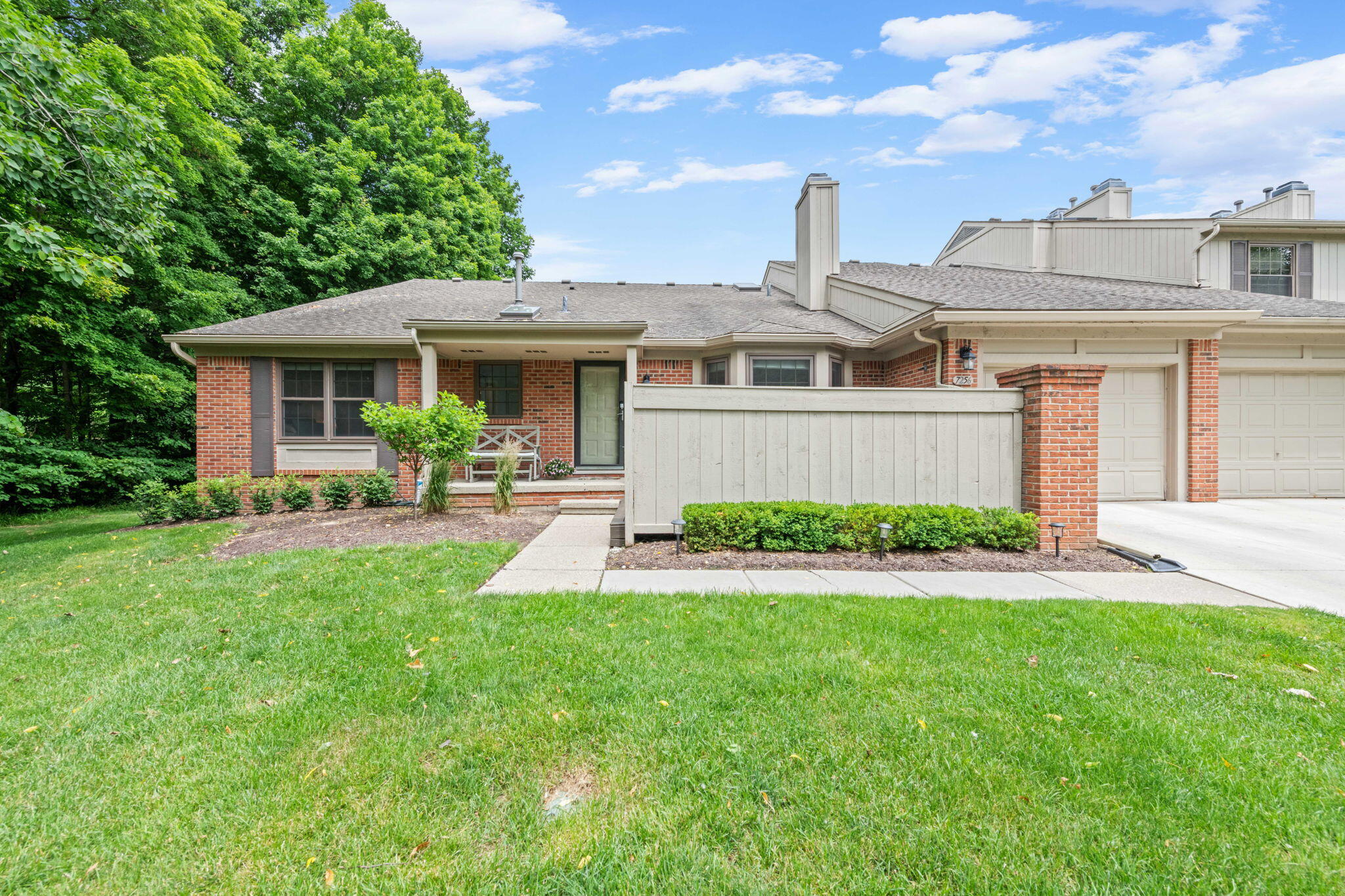 7256 Green Farm Road West Bloomfield, MI 48322 - Photo 7 of 55 5-web-or-mls-7256-green-farm-rd