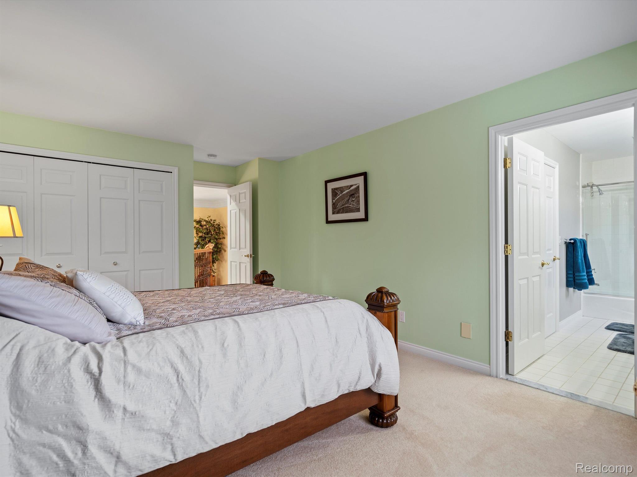 1590 Scenic Hollow Rochester, MI 48306 - Photo 50 of 85 Gallery Image 50