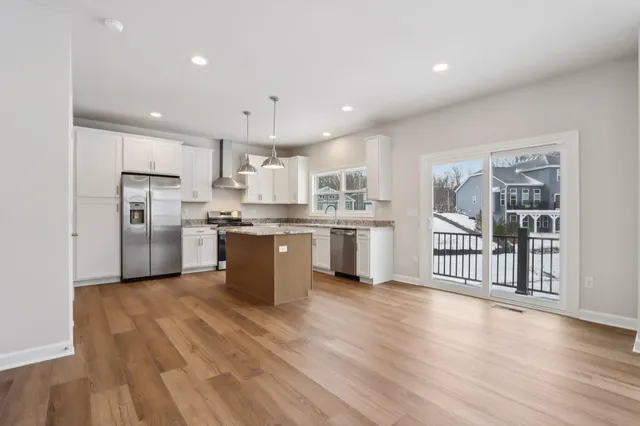 $599,555 | 1920 La Salle Street, Lake Geneva, WI 53147